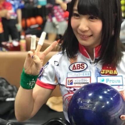 プロボウラーの久保田彩花選手とのスポンサー契約継続について